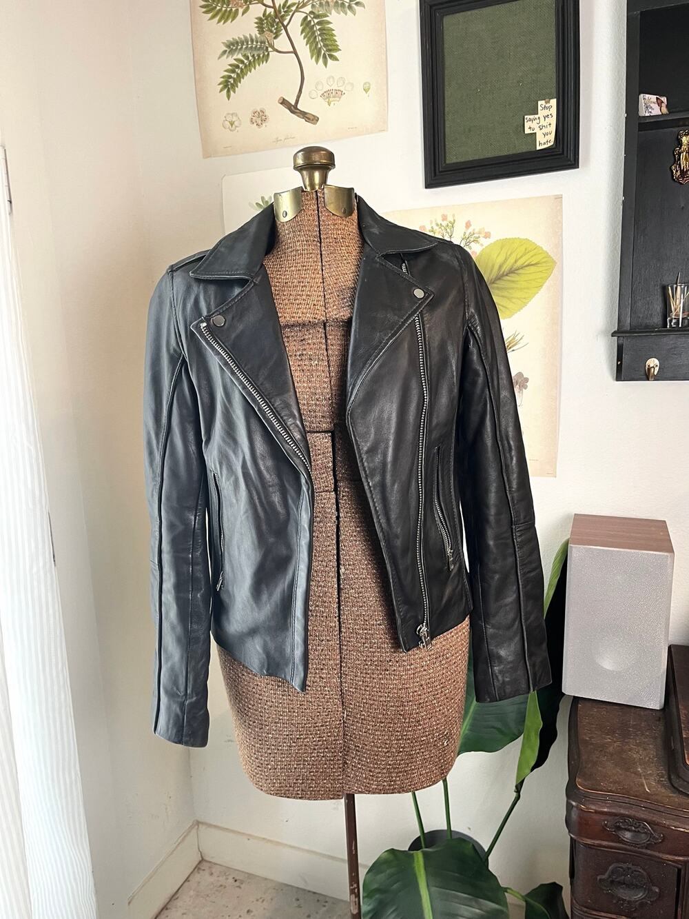 Zara Basic Women’s Leather Moto Jacket Size M Black Biker Zipper Grunge Goth